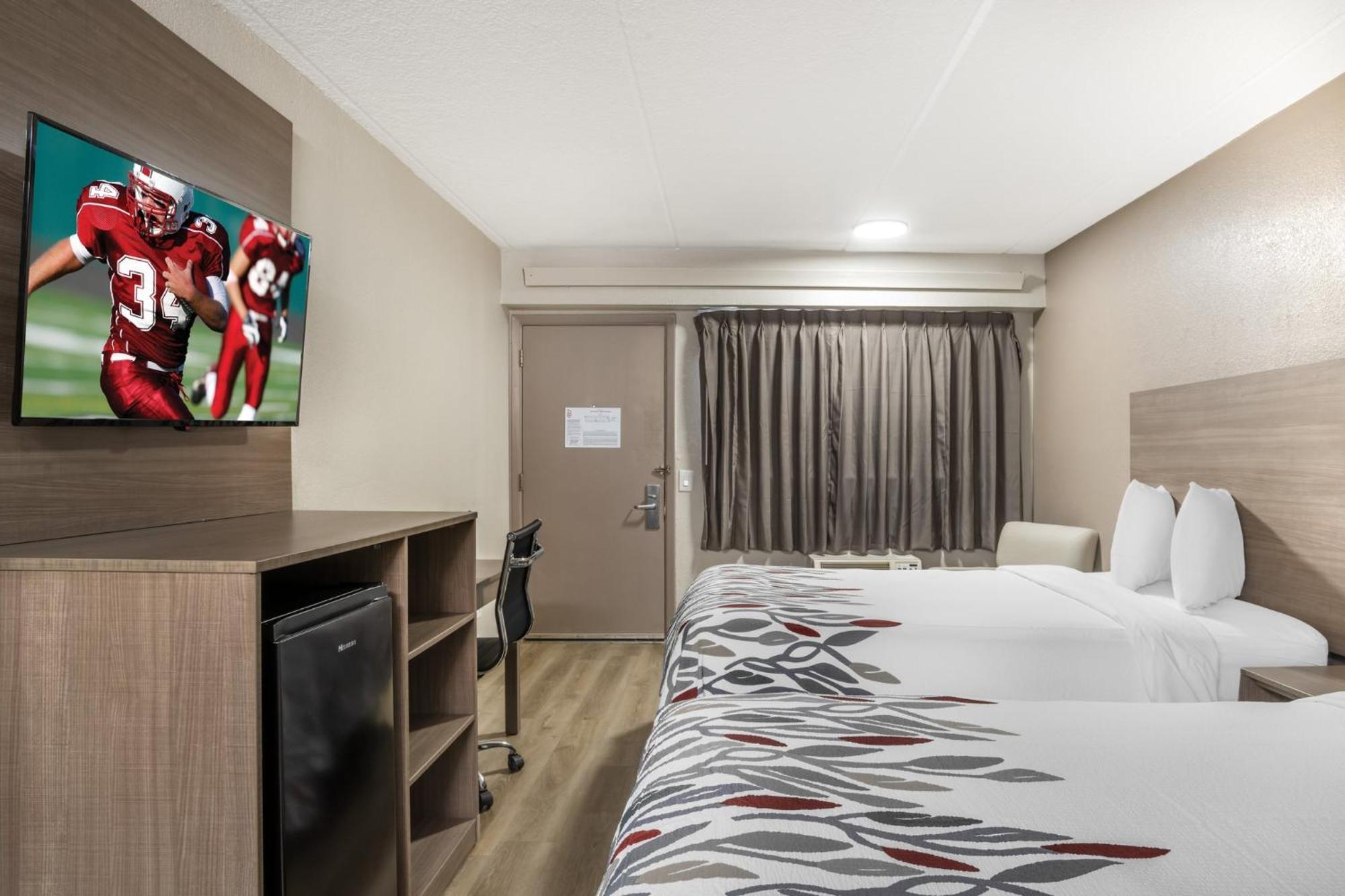 Red Roof Inn Грийнвил Екстериор снимка