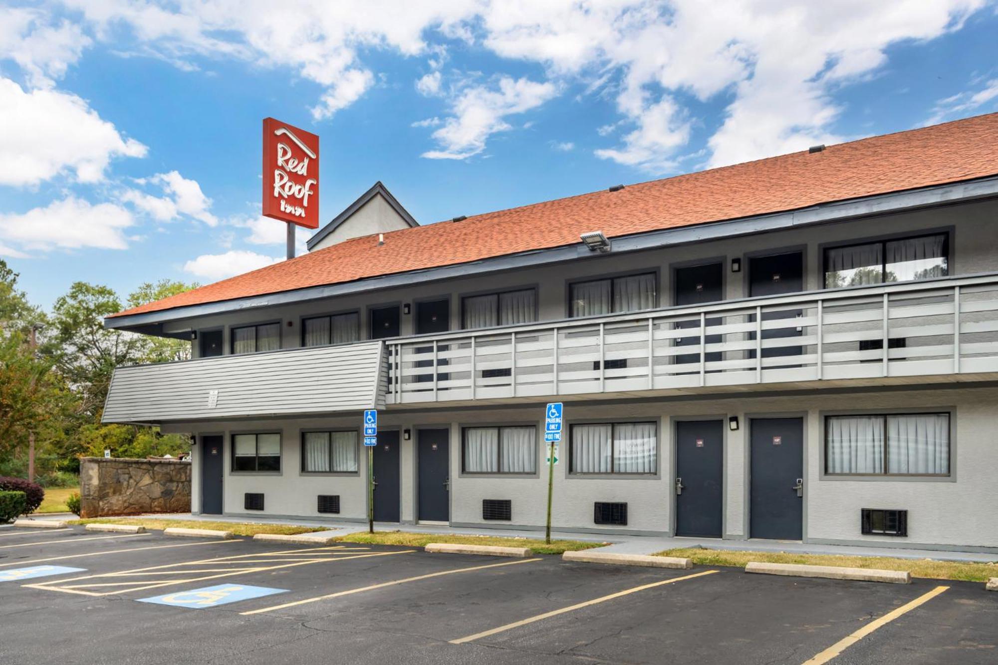Red Roof Inn Грийнвил Екстериор снимка
